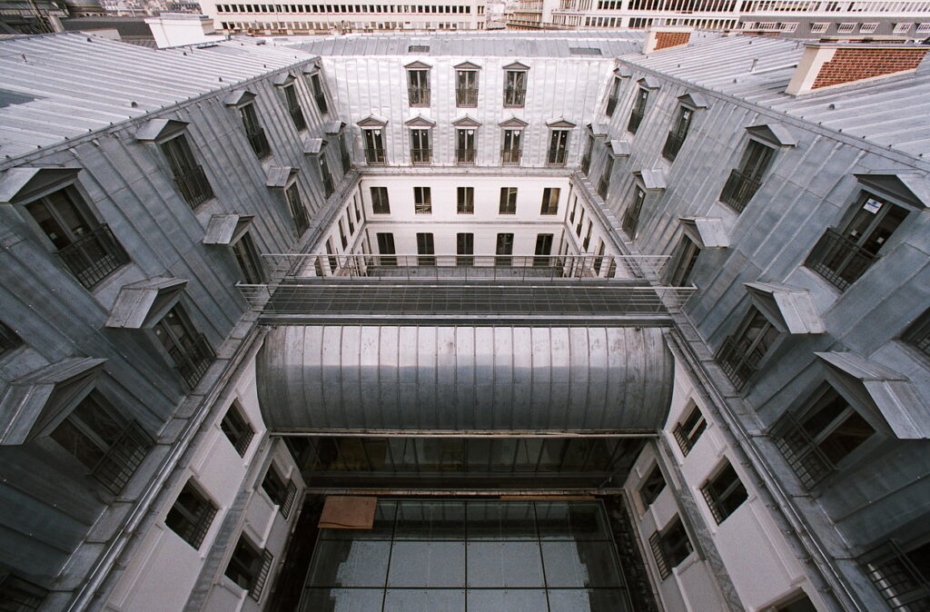 PARIS – RÉHABILITATION LOURDE DE BUREAUX – OPC Chantier